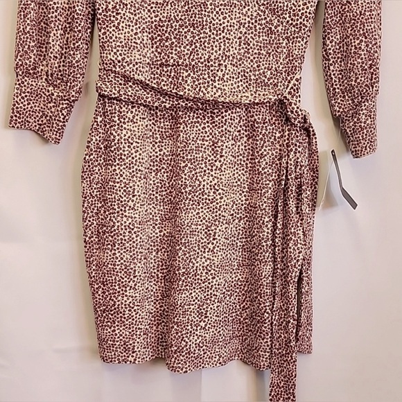 NWT City Studio index leopard print dress with surplice neck size small & belt. - Picture 12 of 12